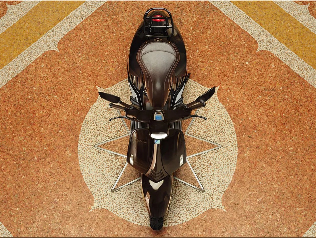 Xe Vespa giá 550 triệu đồng đẹp cỡ này!