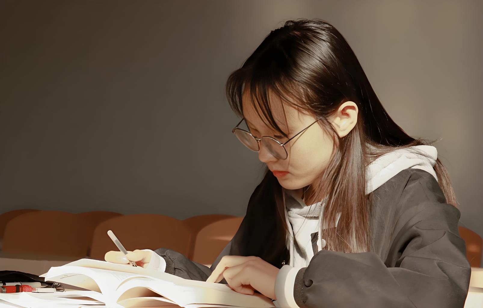 Chọn ngành chọn nghề là một trong những việc cần cân nhắc rõ ràng từ càng sớm càng tốt