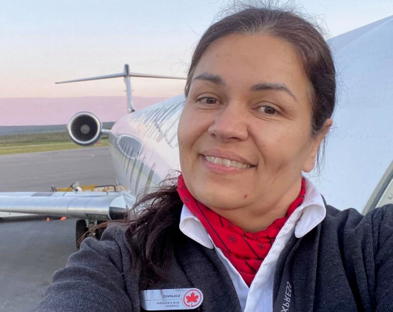 Solange Tremblay, nữ tiếp viên hàng không đã bị văng ra khỏi máy bay