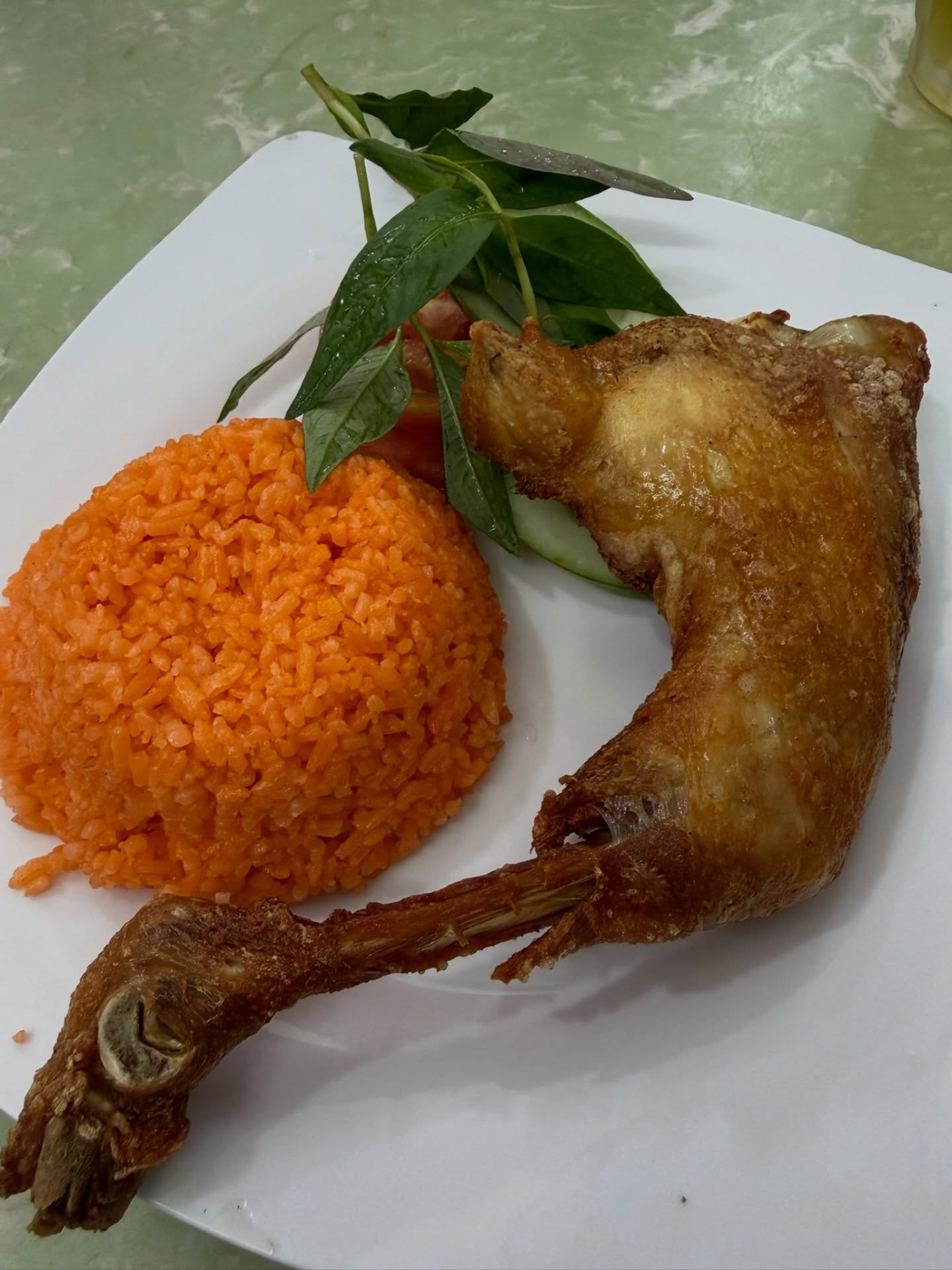 Hoàng tử Disney thừa nhận bị Việt Nam mê hoặc