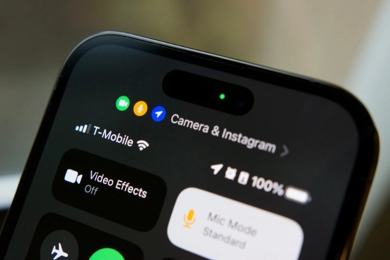 Dấu chấm xanh trên iPhone bị vô hiệu hóa, hàng triệu người đối mặt nguy cơ bị quay lén