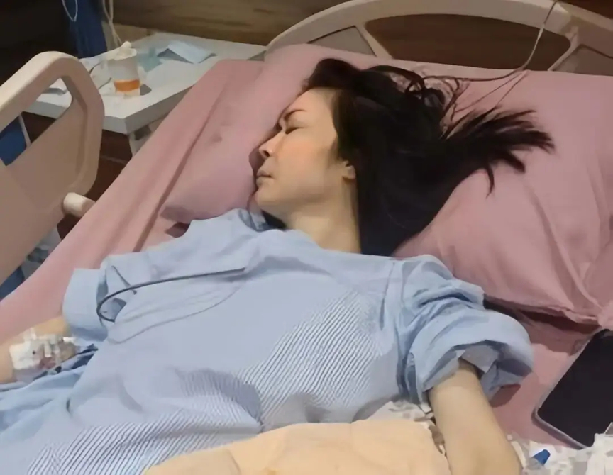 1 nữ diễn viên mắc ung thư giai đoạn cuối đã di căn ra nhiều bộ phận cơ thể