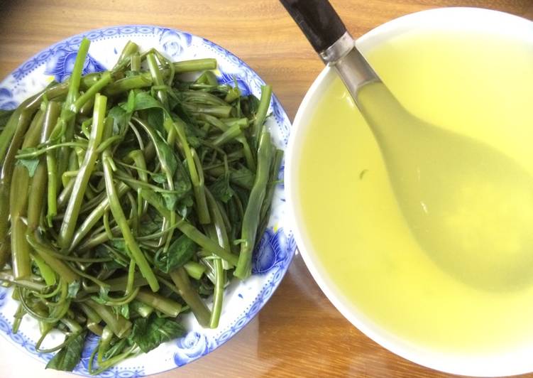 Rau muống rất quen thuộc trong bữa cơm người Việt (Ảnh minh họa)