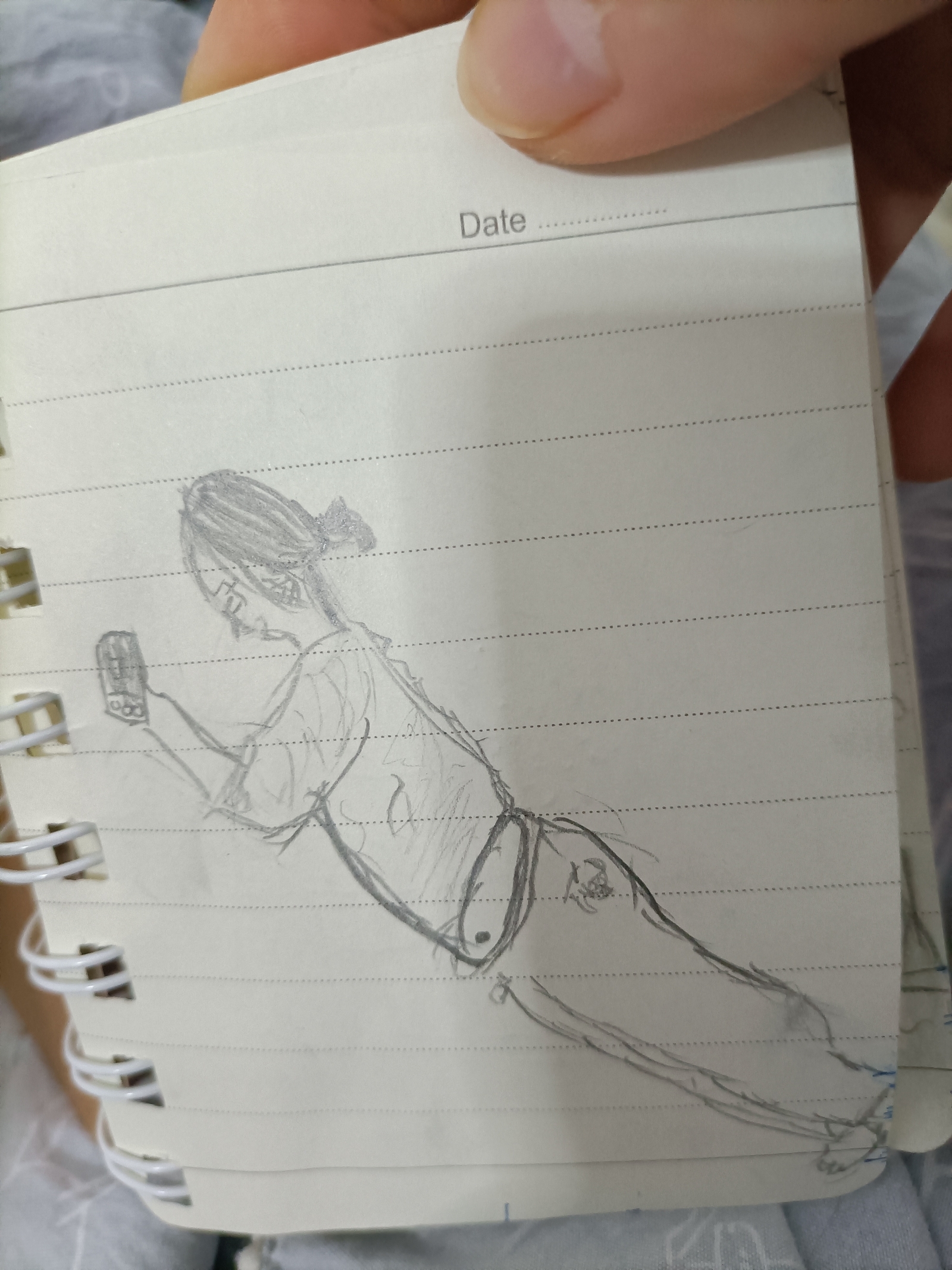 100 điểm chân thật luôn, lộ cả rốn của mẹ thế kia, cẩn thận bị cho 