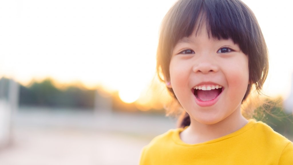 Một đứa trẻ hạnh phúc trong sự bình thường vẫn đáng quý hơn một thiên tài cô độc trong sự ép buộc (Ảnh minh họa)