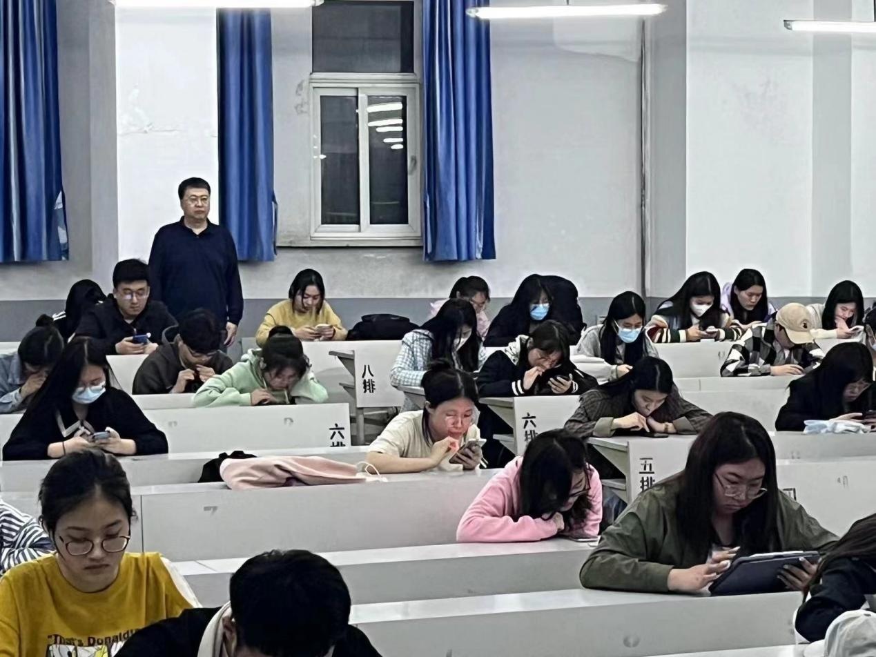 Một trong những nguyên nhân lớn nhất dẫn đến tình trạng thoái trào này là vì sự bùng nổ của AI