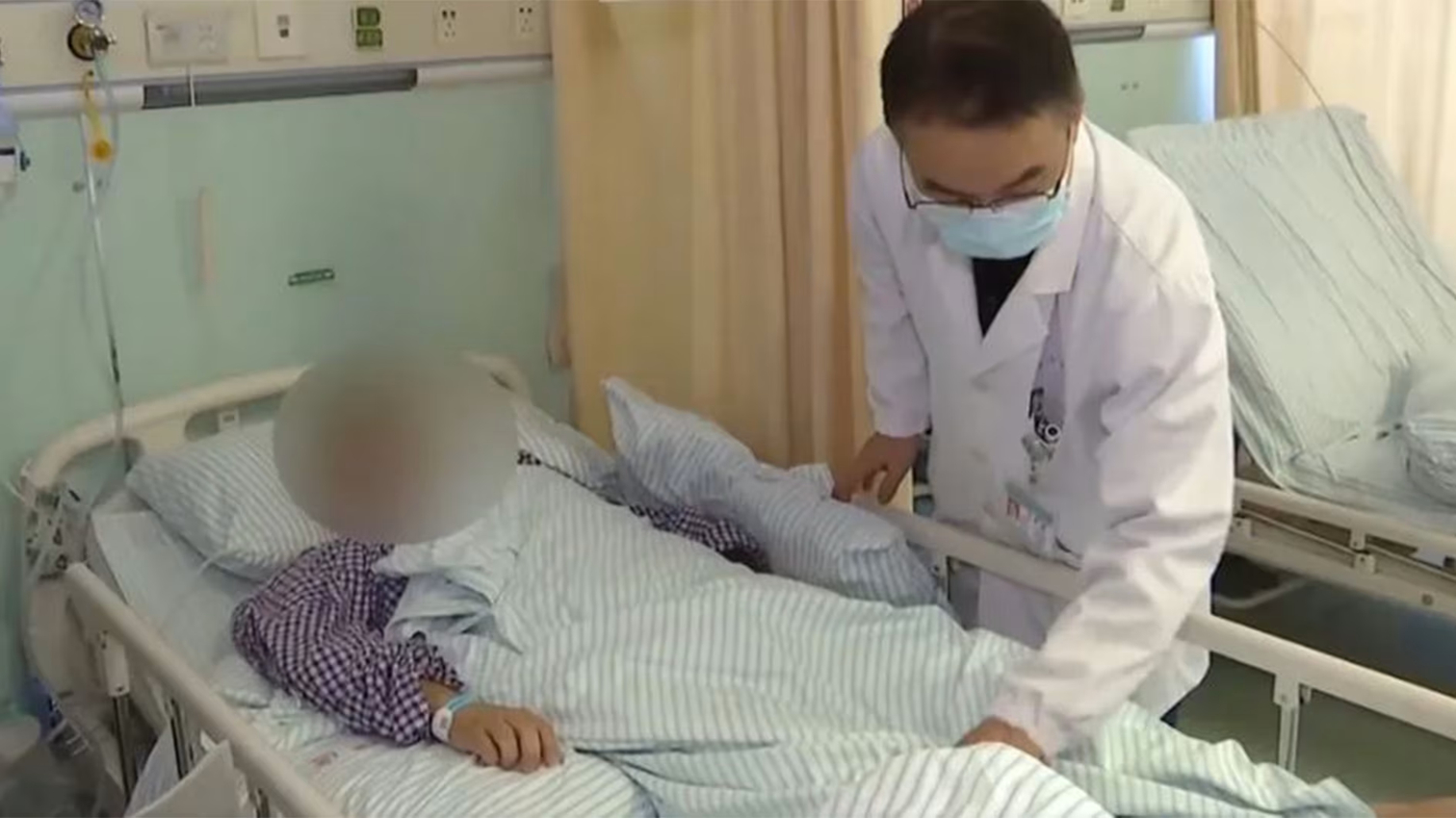 Người đàn ông 33 tuổi đột quỵ sau khi đi mát xa: 4 vùng trên cơ thể tránh để ai chạm vào