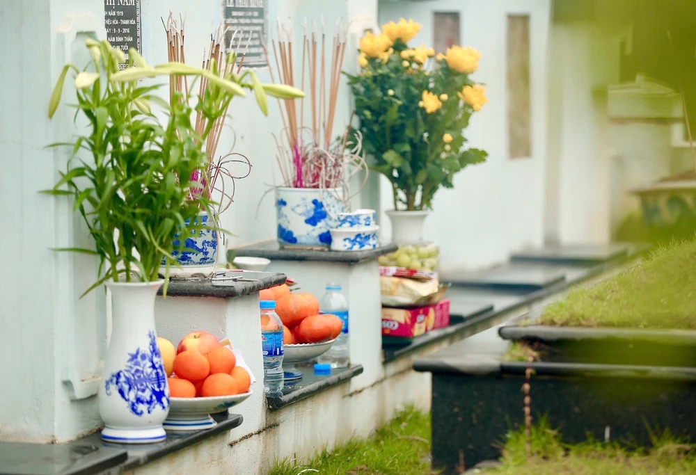 Đi tảo mộ Thanh Minh: 2 khung giờ xấu nên tránh