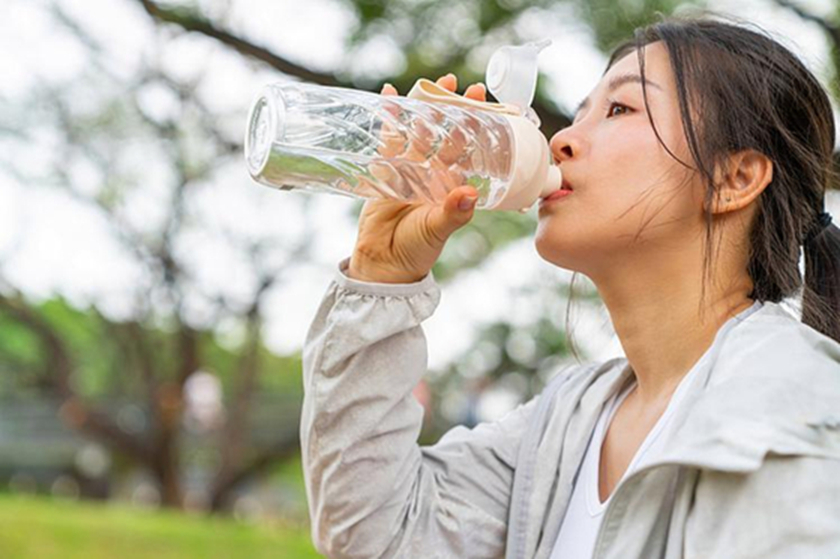 Người đàn ông 40 tuổi suy thận sau khi tập thể dục buổi sáng: 3 sai lầm đừng nên mắc phải