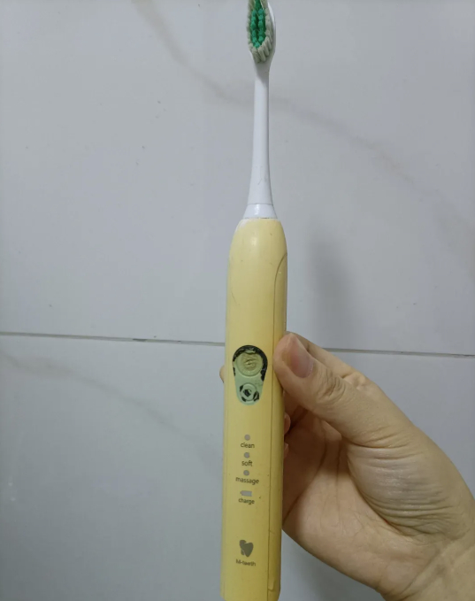 8 món trong nhà KHÔNG HỎNG vẫn nên THAY MỚI: Dùng lâu tưởng tiết kiệm, hóa ra kém vệ sinh