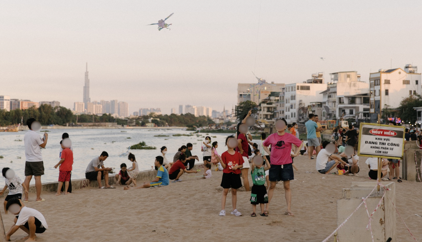 Tuyệt đối không nên tụ tập, hóng gió tại “biển Gò Vấp” lúc này!