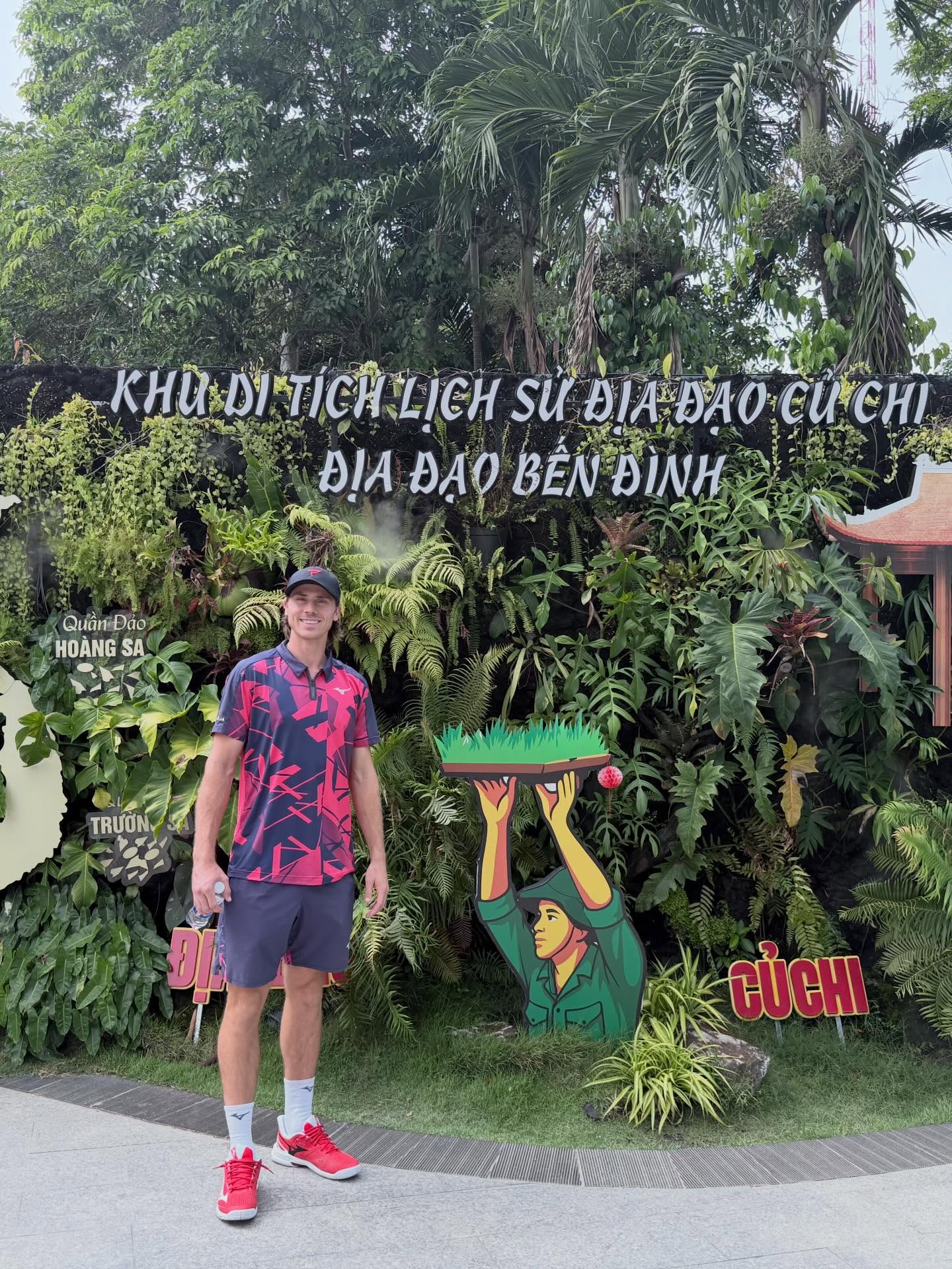 Alshon ở Địa đạo Củ Chi