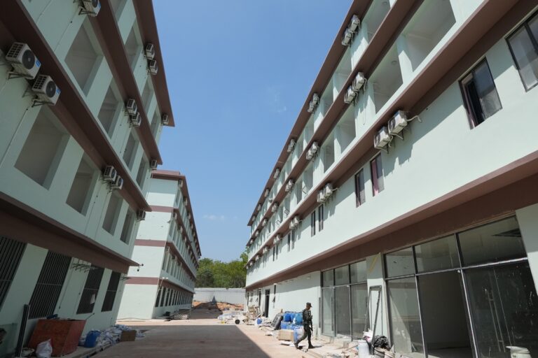 Khu phức hợp O’Smach Resort đã bị kiểm soát từ cuối năm ngoái