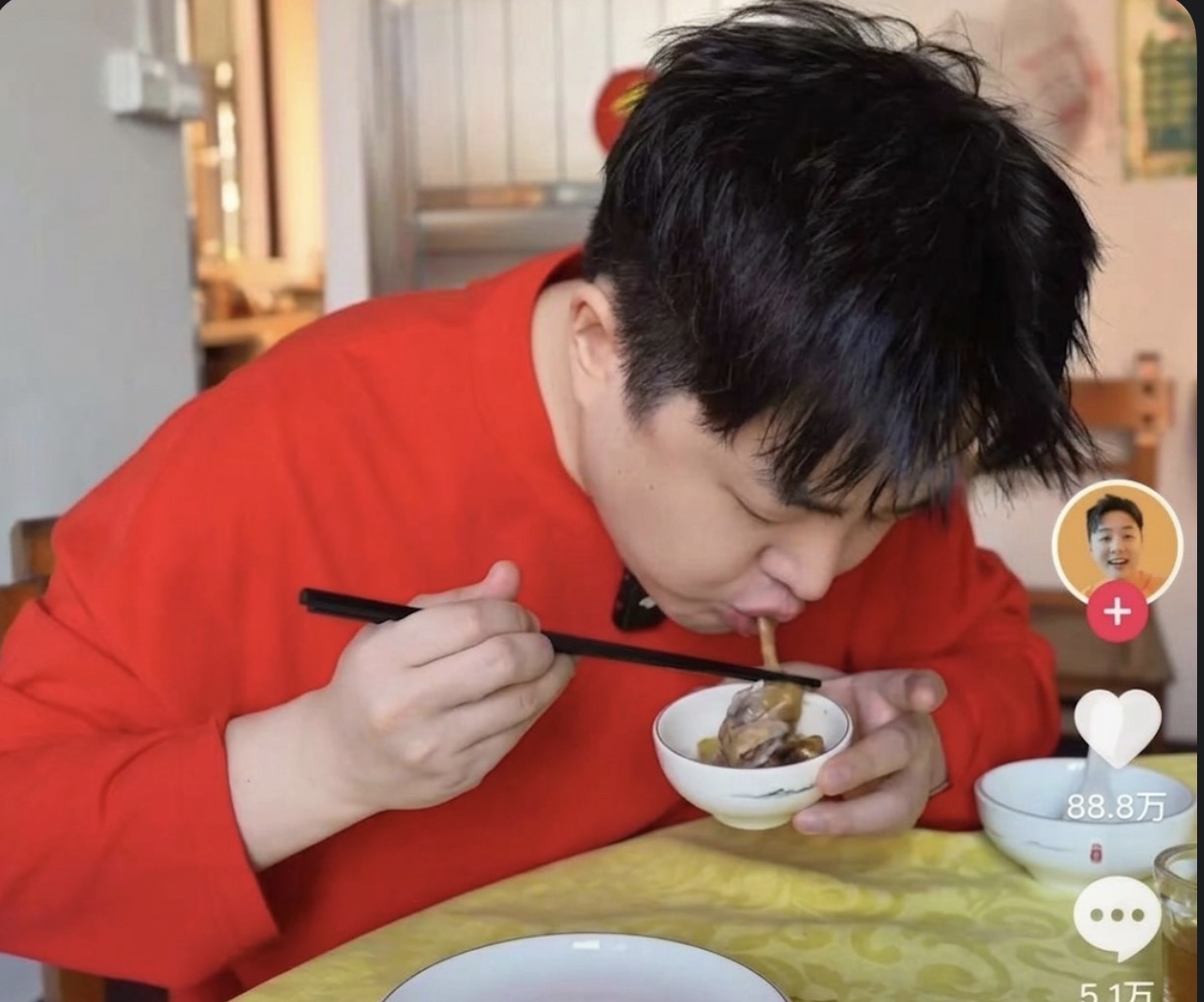 Video trải nghiệm món lẩu gà của Lưu Vũ Hân - chủ kênh ẩm thực nhận được lượt tương tác lớn