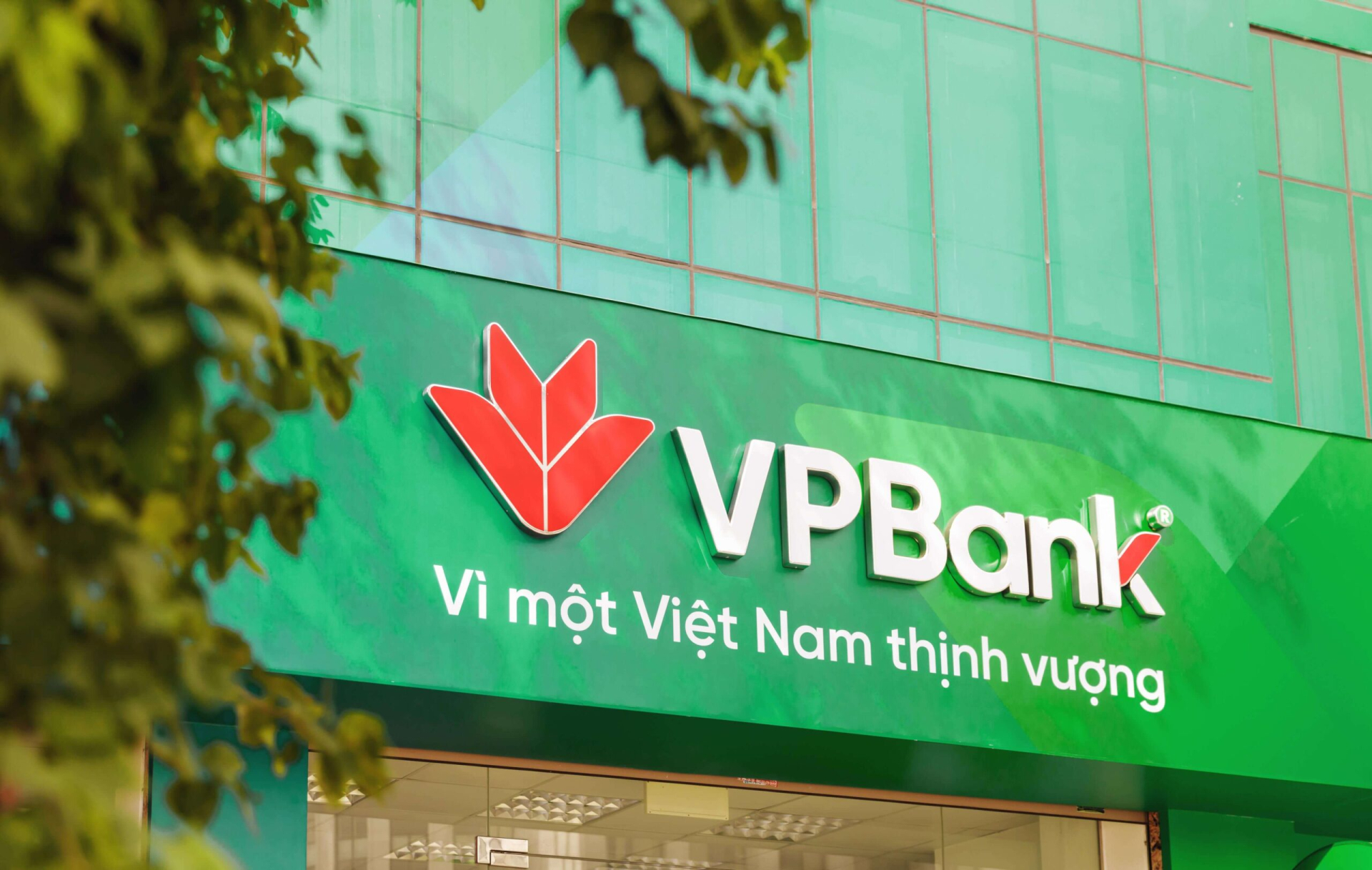 Khách hàng VPBank chú ý: Lịch giao dịch tại quầy vừa thay đổi từ tháng 4/2026