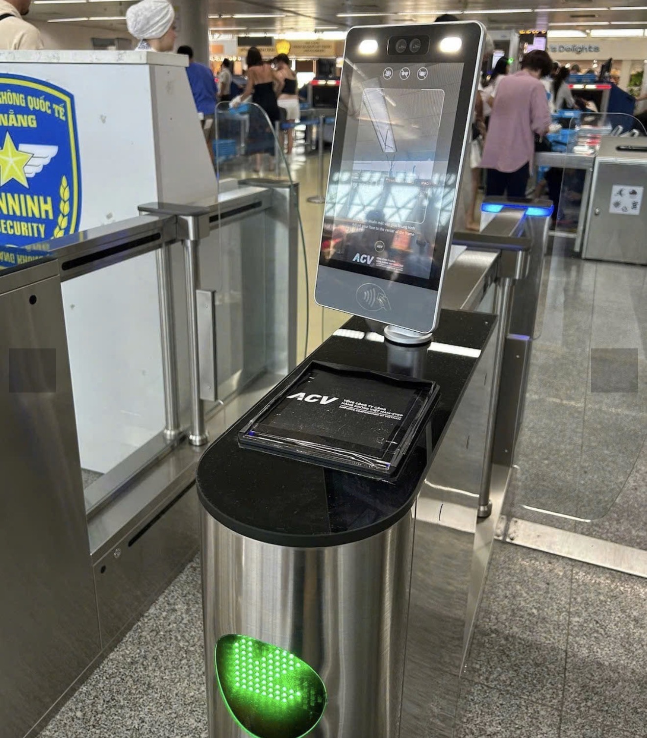 Từ 10.4, khách Việt chính thức được đi lối riêng khi đến sân bay Đà Nẵng