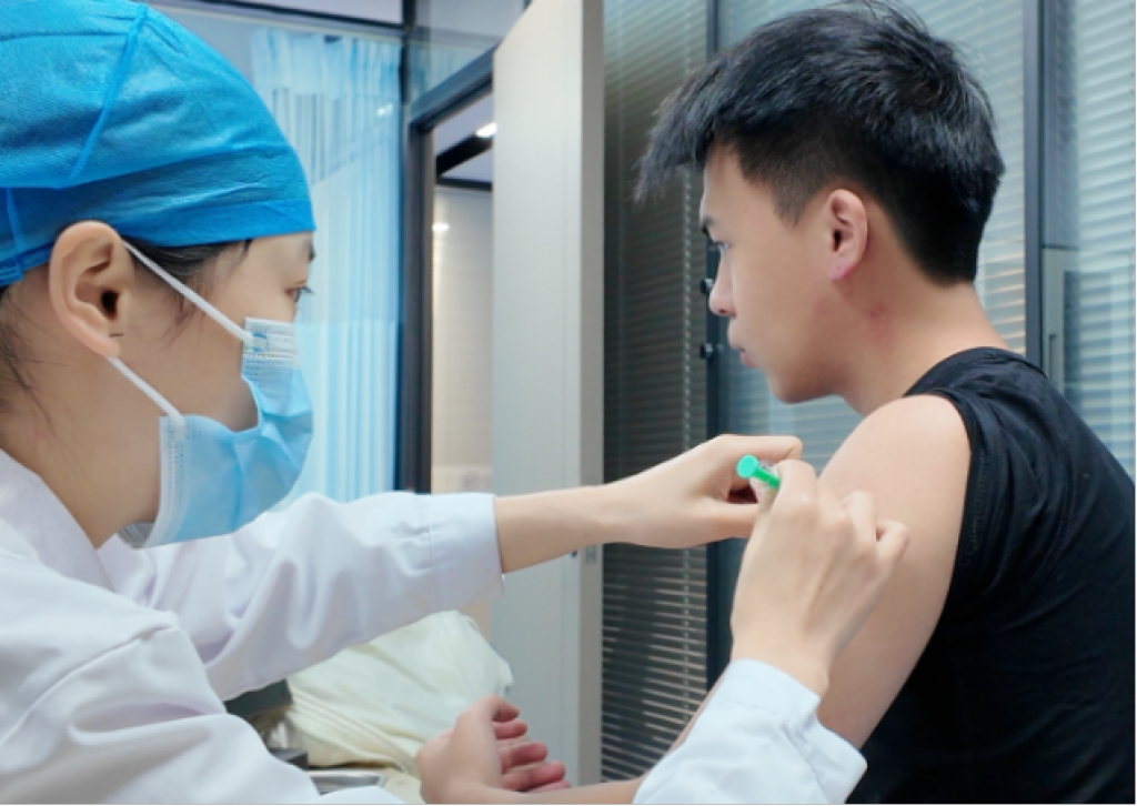 Nghiên cứu trên 3 triệu thanh niên phát hiện: 1 loại vắc xin giúp nam giới phòng ngừa tới 3 loại ung thư