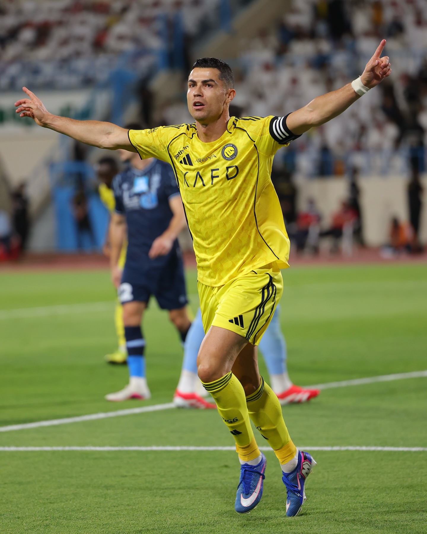 Ronaldo cán mốc 968 bàn thắng, ghi 24 bàn/24 trận đưa Al Nassr đi vào lịch sử ở tuổi 41