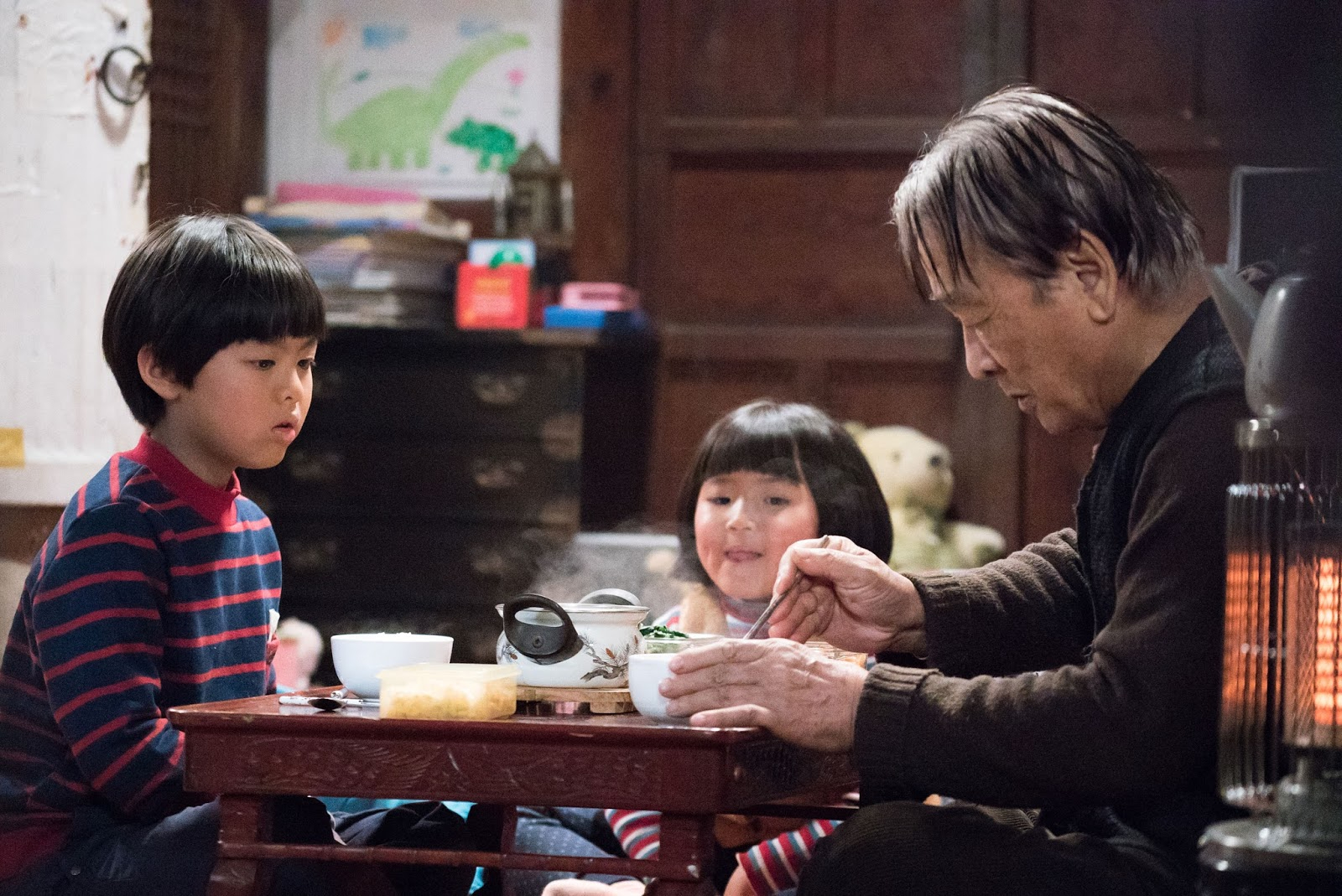 Trẻ hướng nội thường có thói quen tự học và nghiên cứu độc lập rất tốt (Ảnh minh họa)