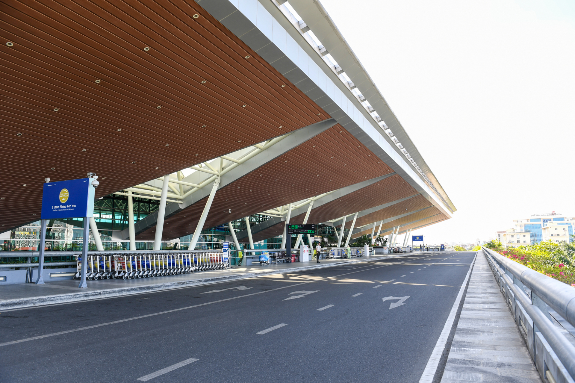 Nhà ga T2 sân bay Đà Nẵng được Skytrax vinh danh chuẩn 5 sao ba lần liên tiếp