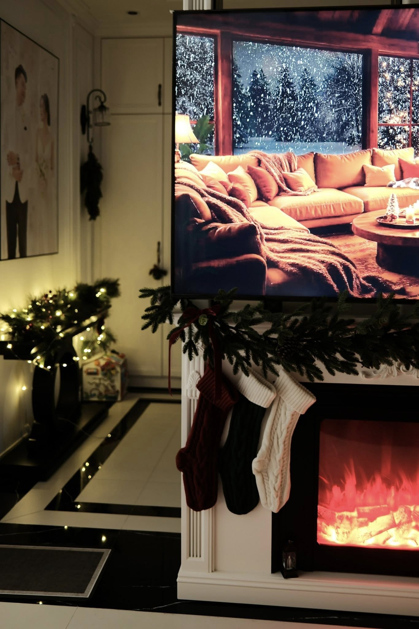 Gia đình Thành Chung sống trong căn biệt thự ở Hà Nội