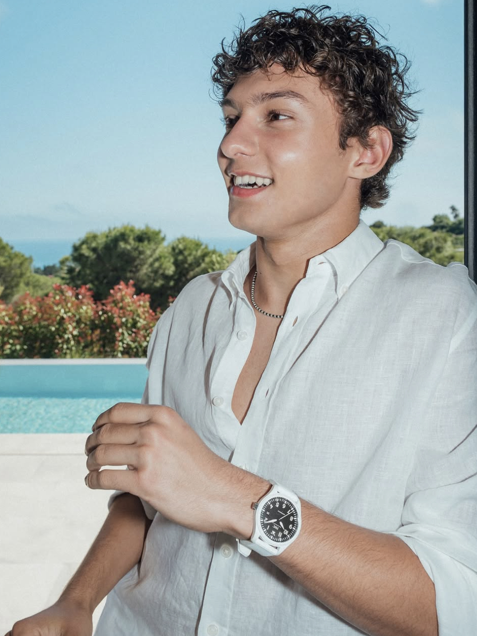 Andrea Kimi Antonelli là ai mà nháy mắt cũng hút 11 triệu lượt xem?