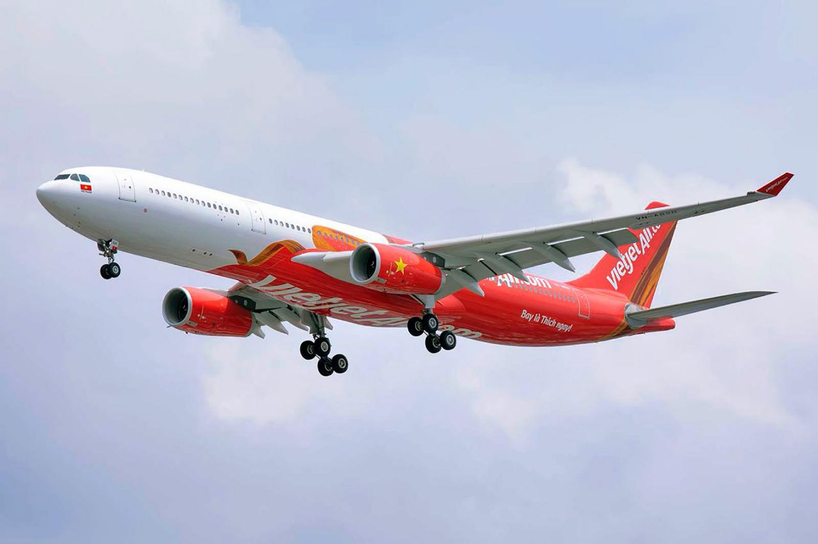 Vietjet Air bắt đầu triển khai 2 chặng bay mới Hà Nội - Ân Thi và Thành phố Hồ Chí Minh - Quế Lâm từ tháng 4/2026