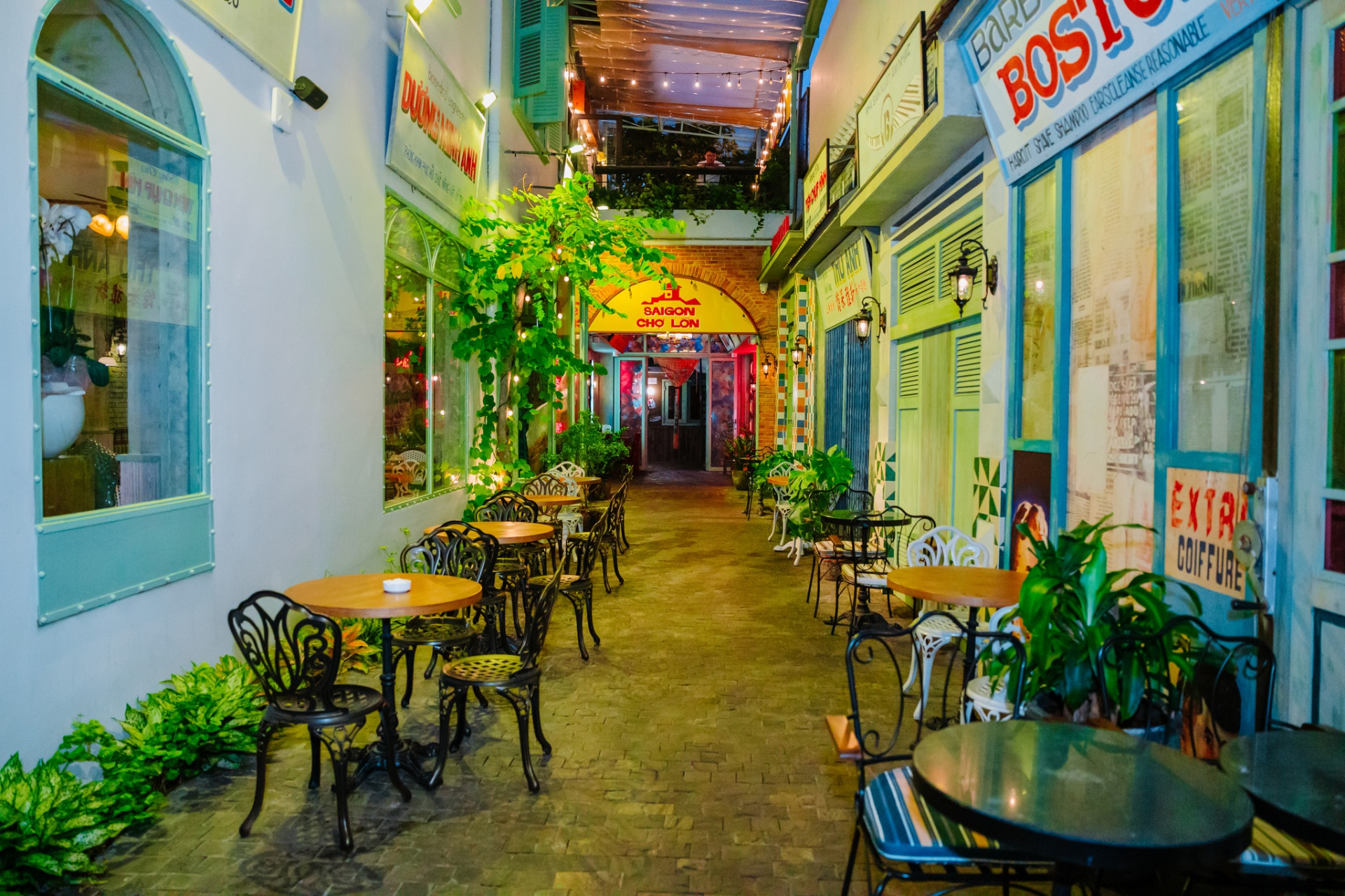 Nhà hàng của Trịnh Thăng Bình từng được Trấn Thành khen tấm tắc, sau 1 năm giờ ra sao?