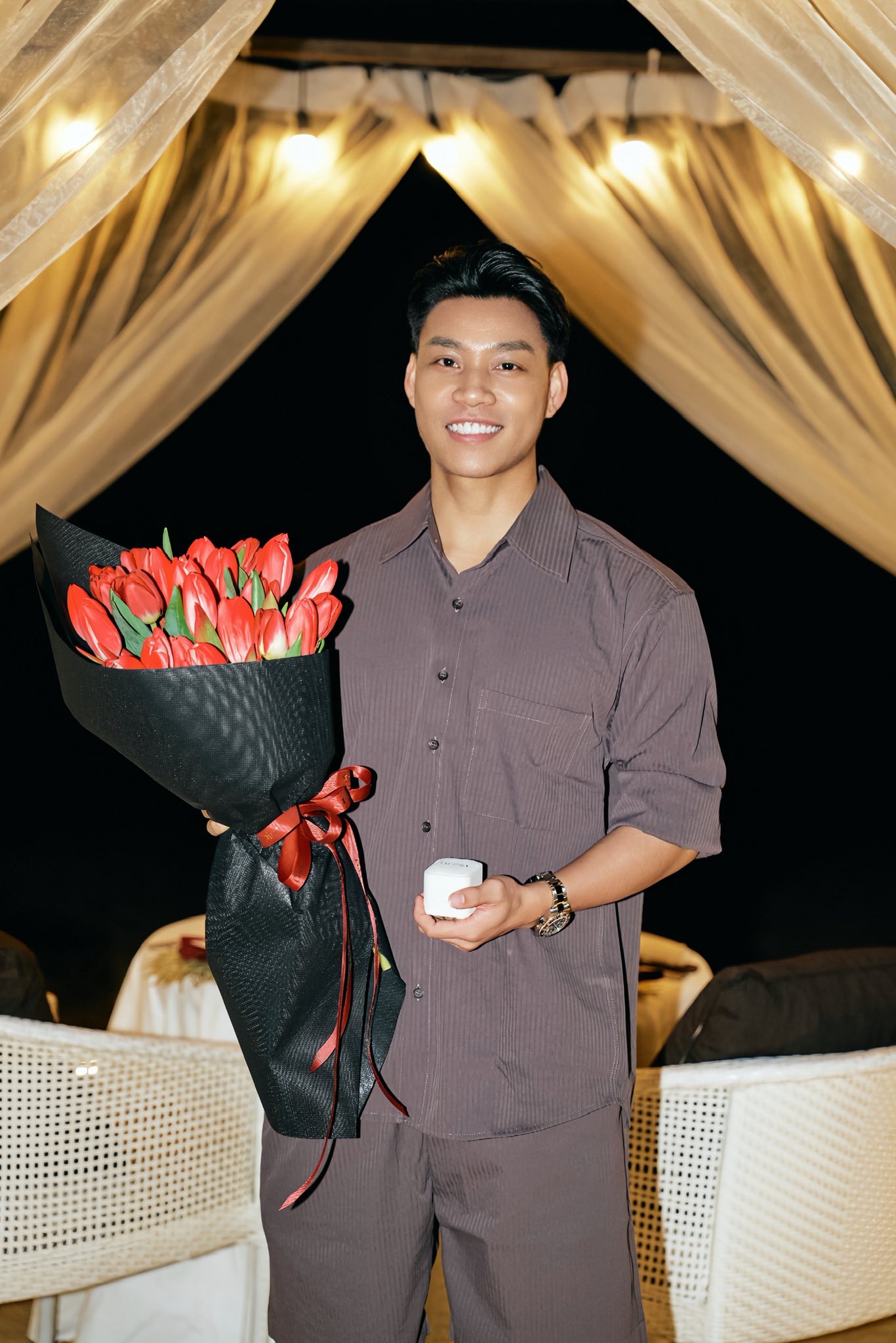 Hậu trường Văn Thanh bật khóc khi cầu hôn 