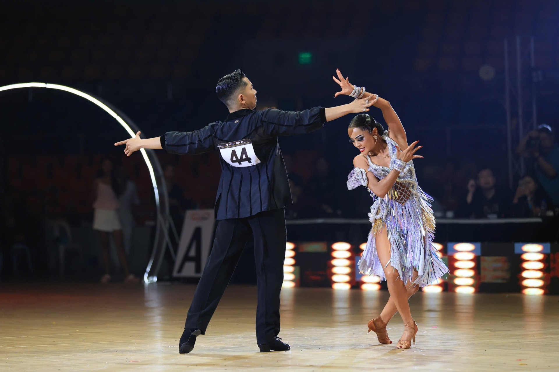 Phan Hiển - Thu Hương khẳng định đẳng cấp