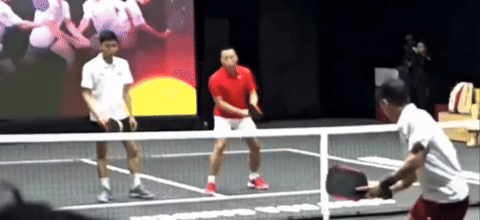 Xôn xao video thầy dạy pickleball giá 2 triệu/ giờ đi đánh giải: Ai ngờ vẫn giẫm bếp, rúc lưới như 