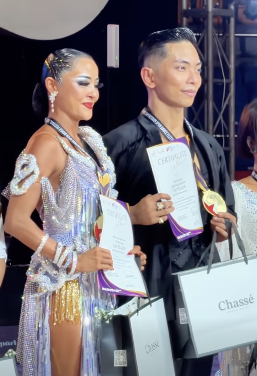 Khánh Thi nghẹn ngào xúc động khi Phan Hiển - Đặng Thu Hương giành 