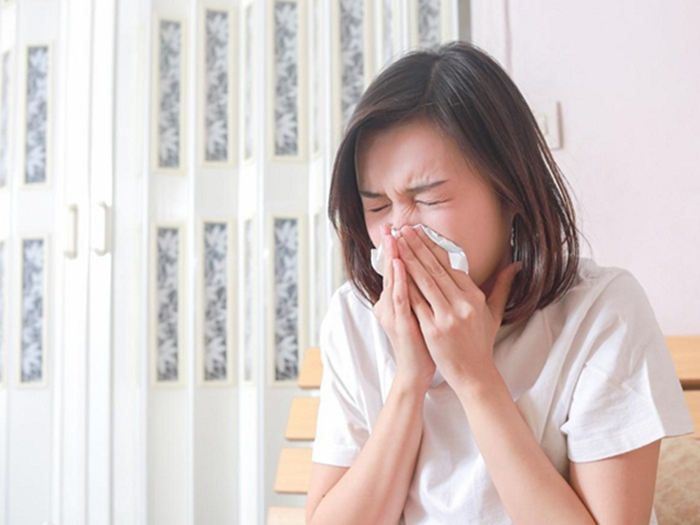 Tại sao bạn luôn nhắm mắt khi hắt hơi?