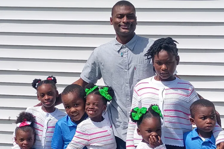 Hung thủ chính là cha của 7 nạn nhân