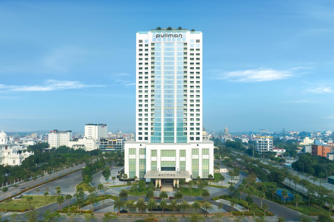 Thu hơn 10.000 tỷ đồng chỉ sau 3 tháng, du lịch Ninh Bình đón “ông lớn” với siêu phẩm lưu trú 100% phòng view di sản