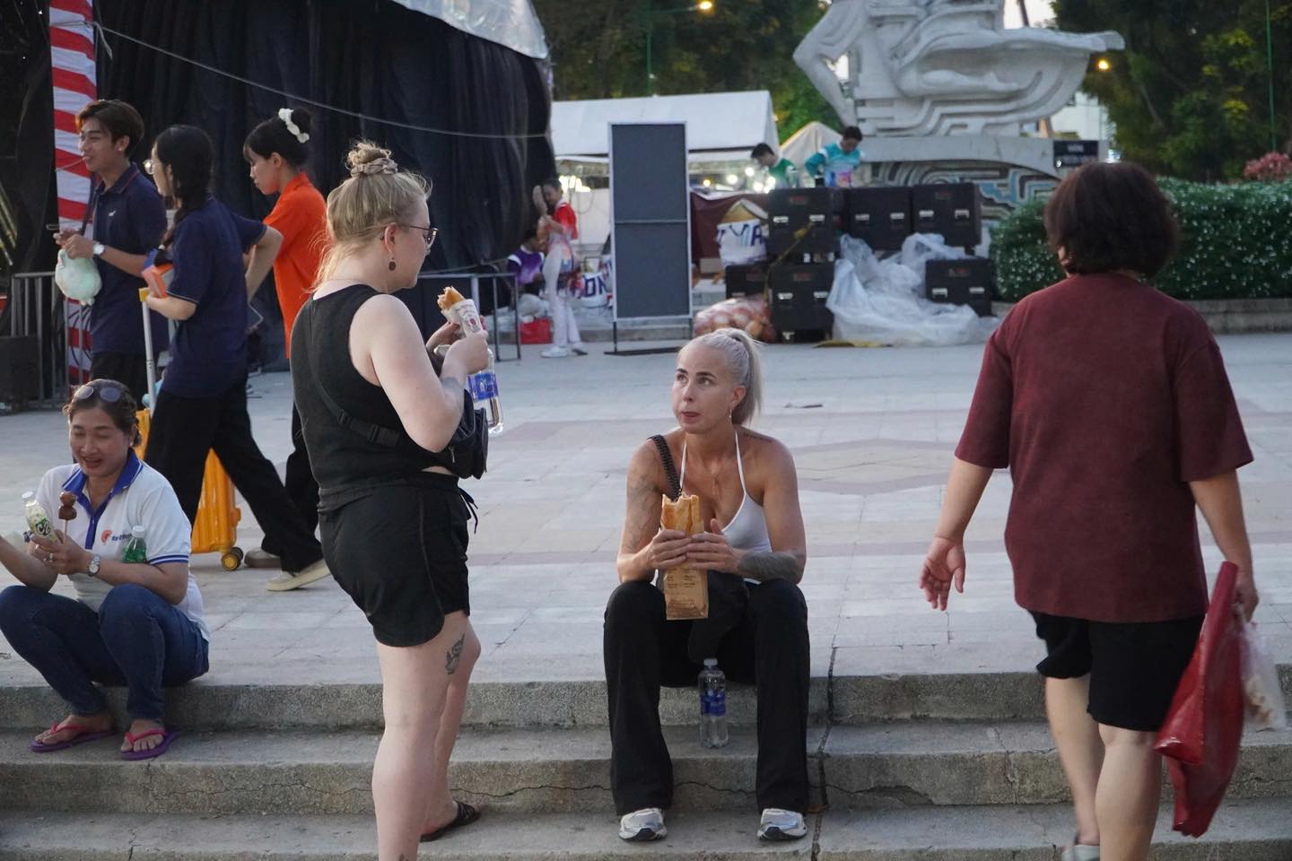 Có thể gặp cả thành phố ở Lễ hội Bánh mì Việt Nam hôm nay: Huynh Hoa đông vô địch, khách Tây thử xong nghiện luôn 