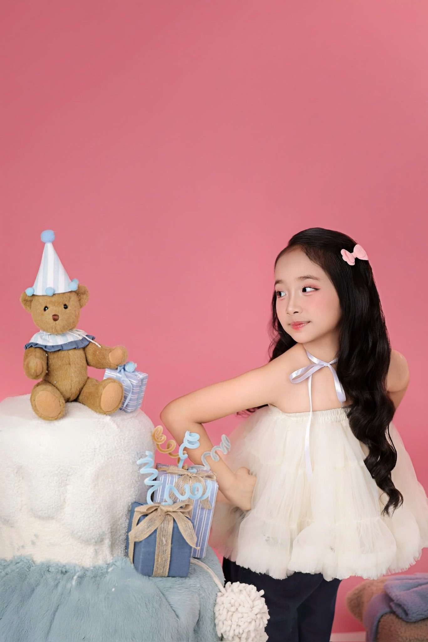 Anna nay đã lớn, cực dịu dàng