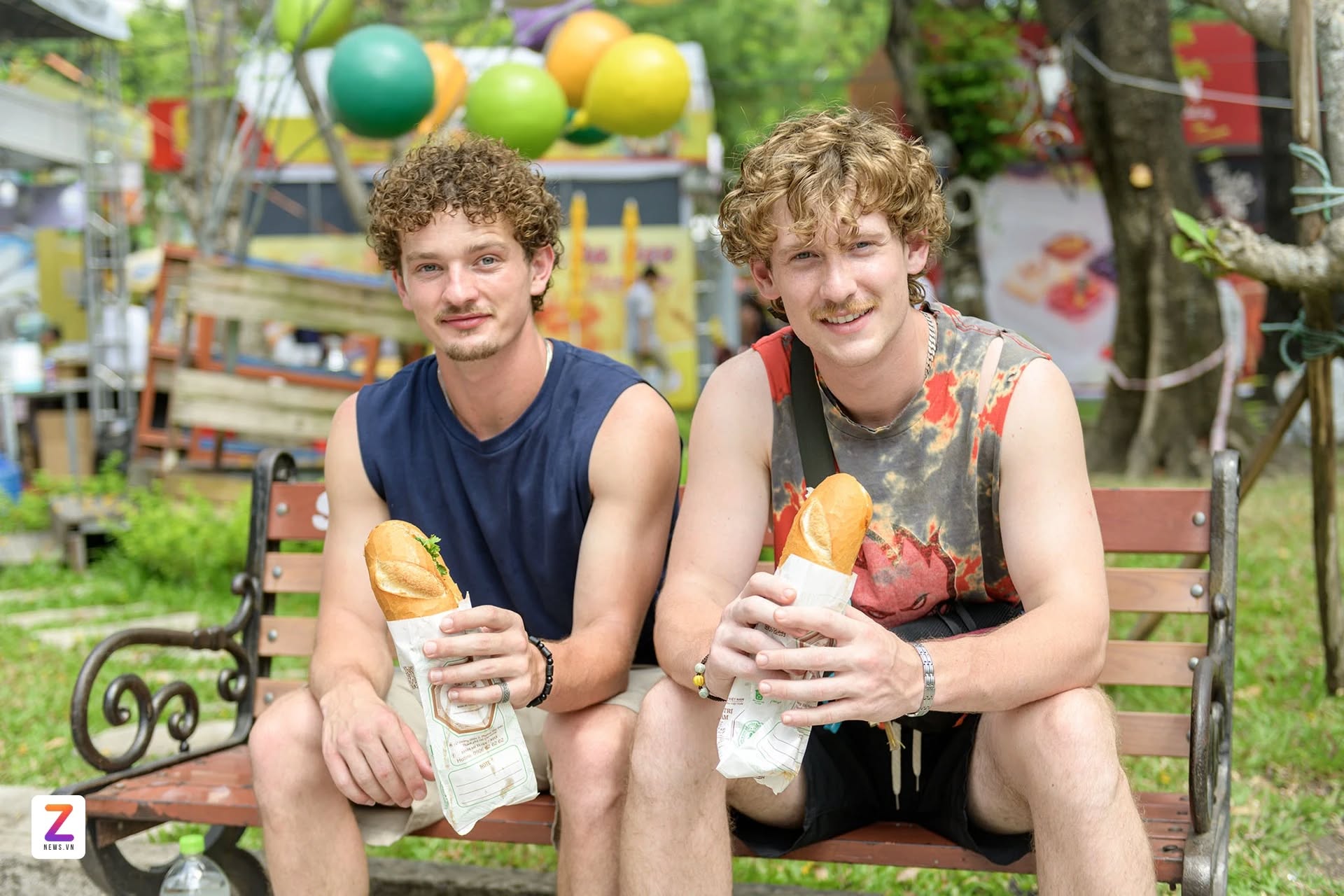 Có thể gặp cả thành phố ở Lễ hội Bánh mì Việt Nam hôm nay: Huynh Hoa đông vô địch, khách Tây thử xong nghiện luôn 