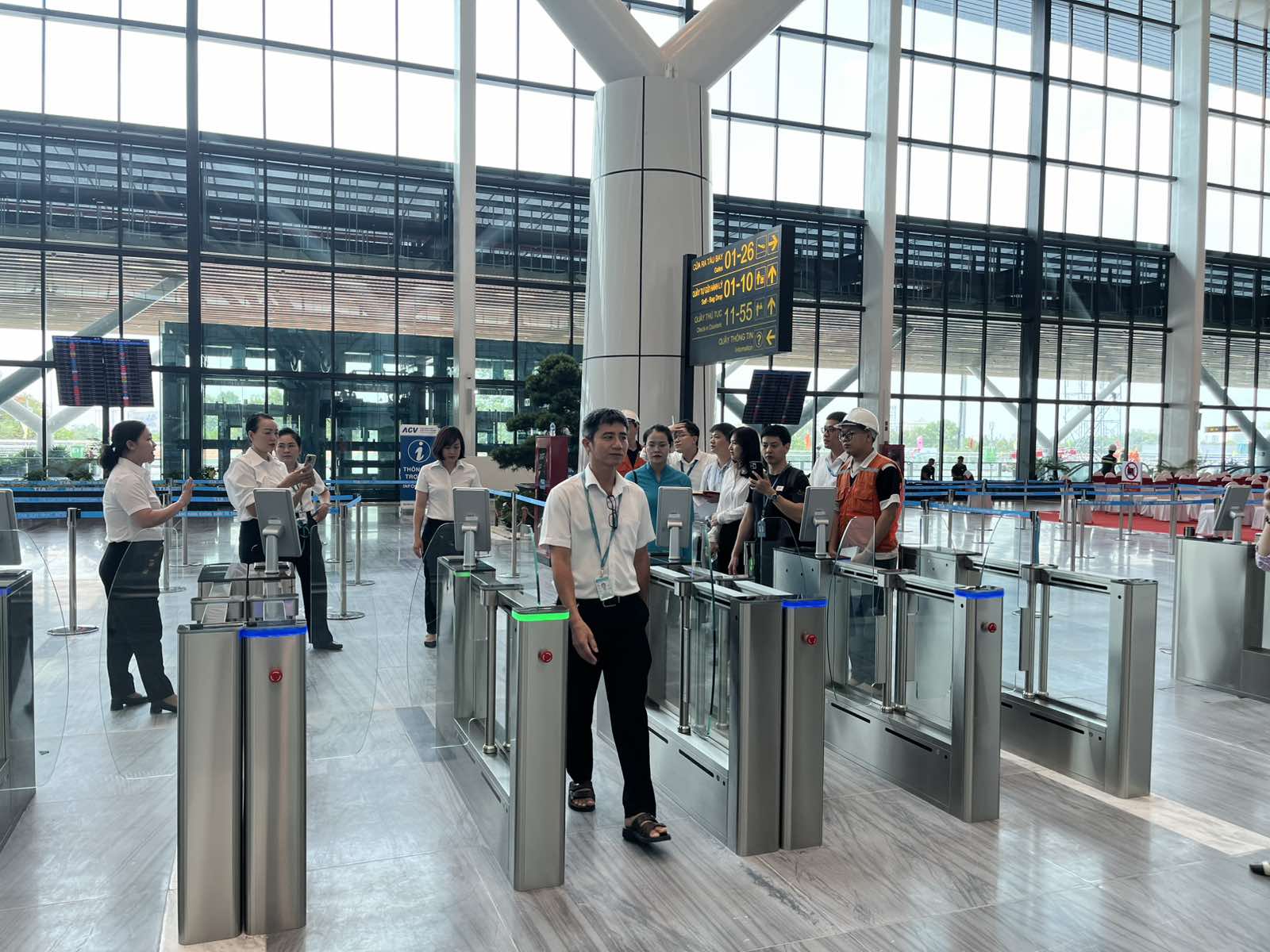 Thay đổi lớn về giấy tờ khi đi máy bay mà hành khách bắt buộc phải nắm rõ