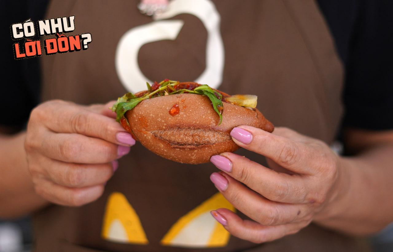 Càn quét Lễ hội Bánh mì thử món kẹp kem khiến khách Tây nghiện nặng, kiểm chứng chả cụ Lý 50 năm có ngon như lời đồn?