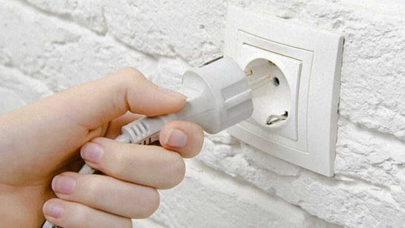 co-can-rut-phich-may-giat-sau-khi-dung-xong-202201181417454970-1554