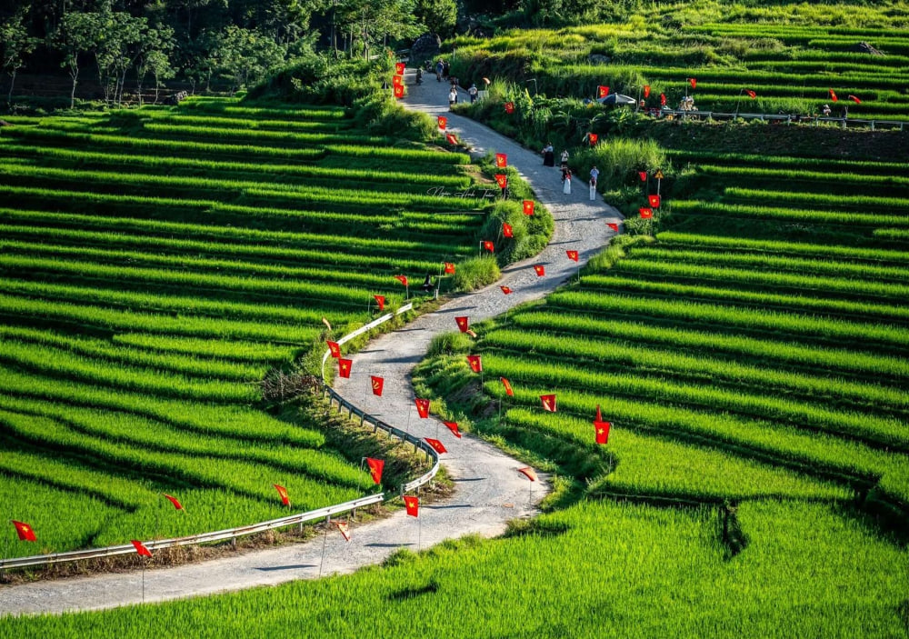 May mắn lắm mới đi được 2 hang động hot nhất Lễ này: Di sản 250 triệu năm và siêu hang động đỉnh nhất miền Tây