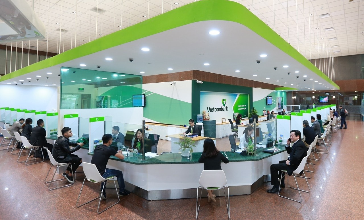 Từ nay, Vietcombank chính thức áp dụng quy định mới: 3 trường hợp bị khóa tài khoản, 
