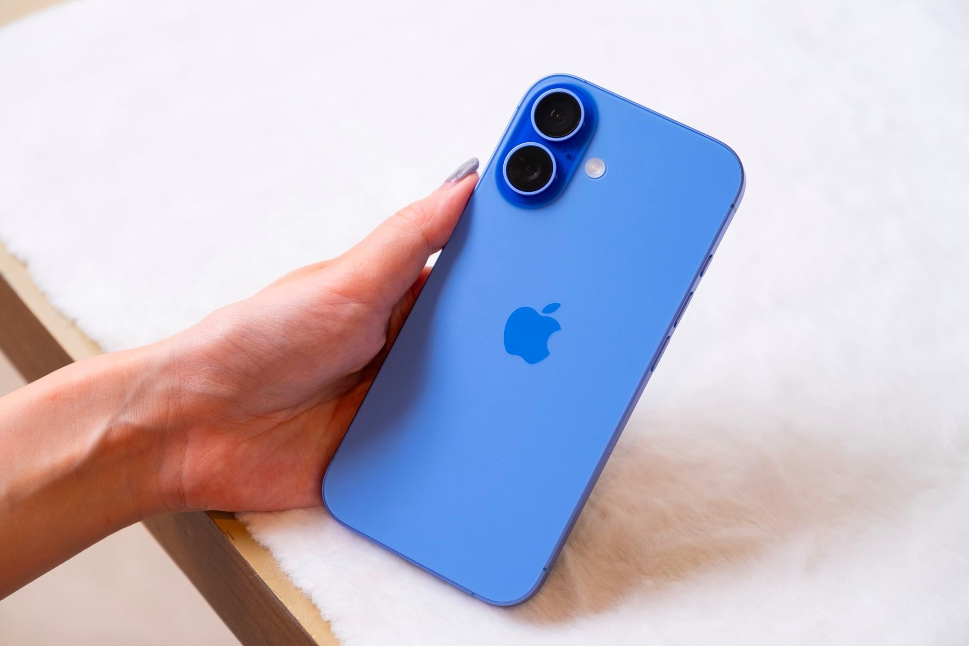 5 chiếc iPhone cũ giá rẻ đáng mua nhất hiện nay
