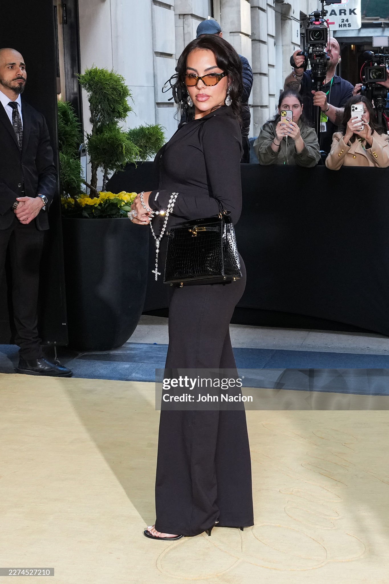 Georgina - bạn gái Ronaldo tại Met Gala 2026 không còn là 