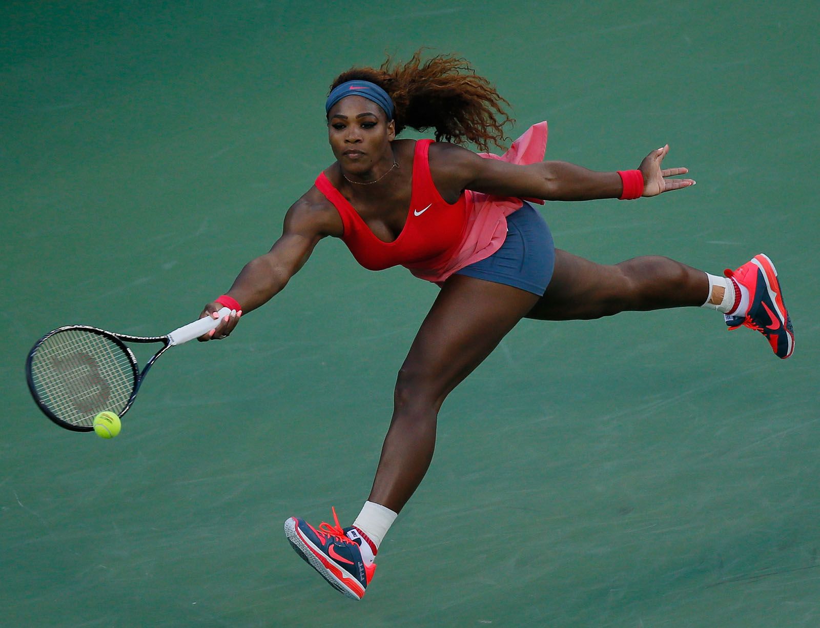 Tay vợt nữ huyền thoại của làng tennis