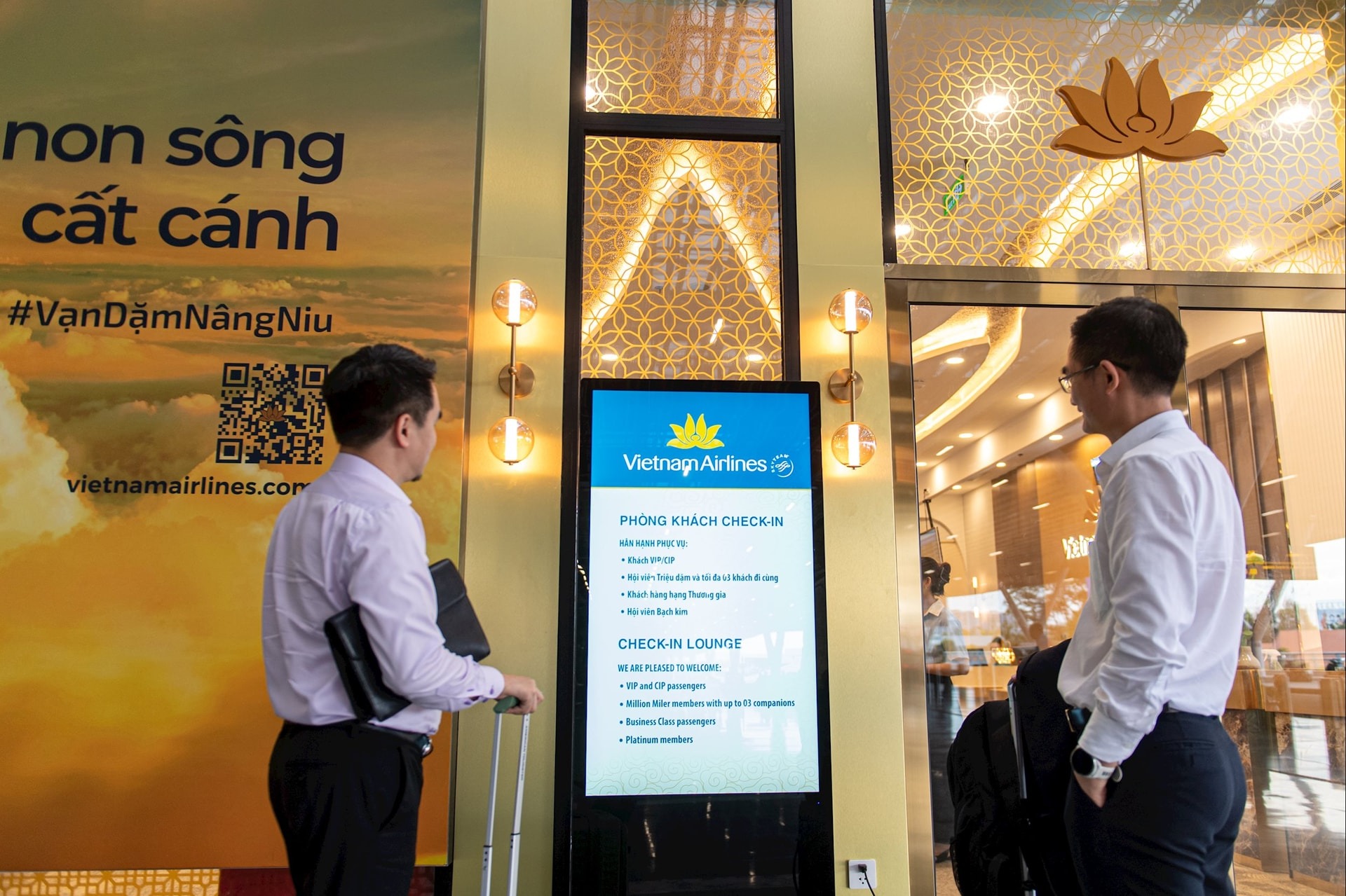 Quyền lợi mà bất cứ ai đi Vietnam Airlines cũng phải biết, được hưởng đặc quyền thương gia, sử dụng phòng VIP