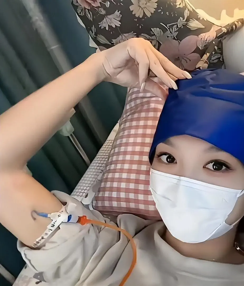 Trương Hồng Hạ sau phẫu thuật ung thư dạ dày biểu mô tế bào nhẫn