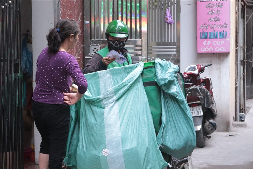 Chiêu lừa đảo mới, dễ mất sạch tiền trong tài khoản liên quan đến shipper giao hàng