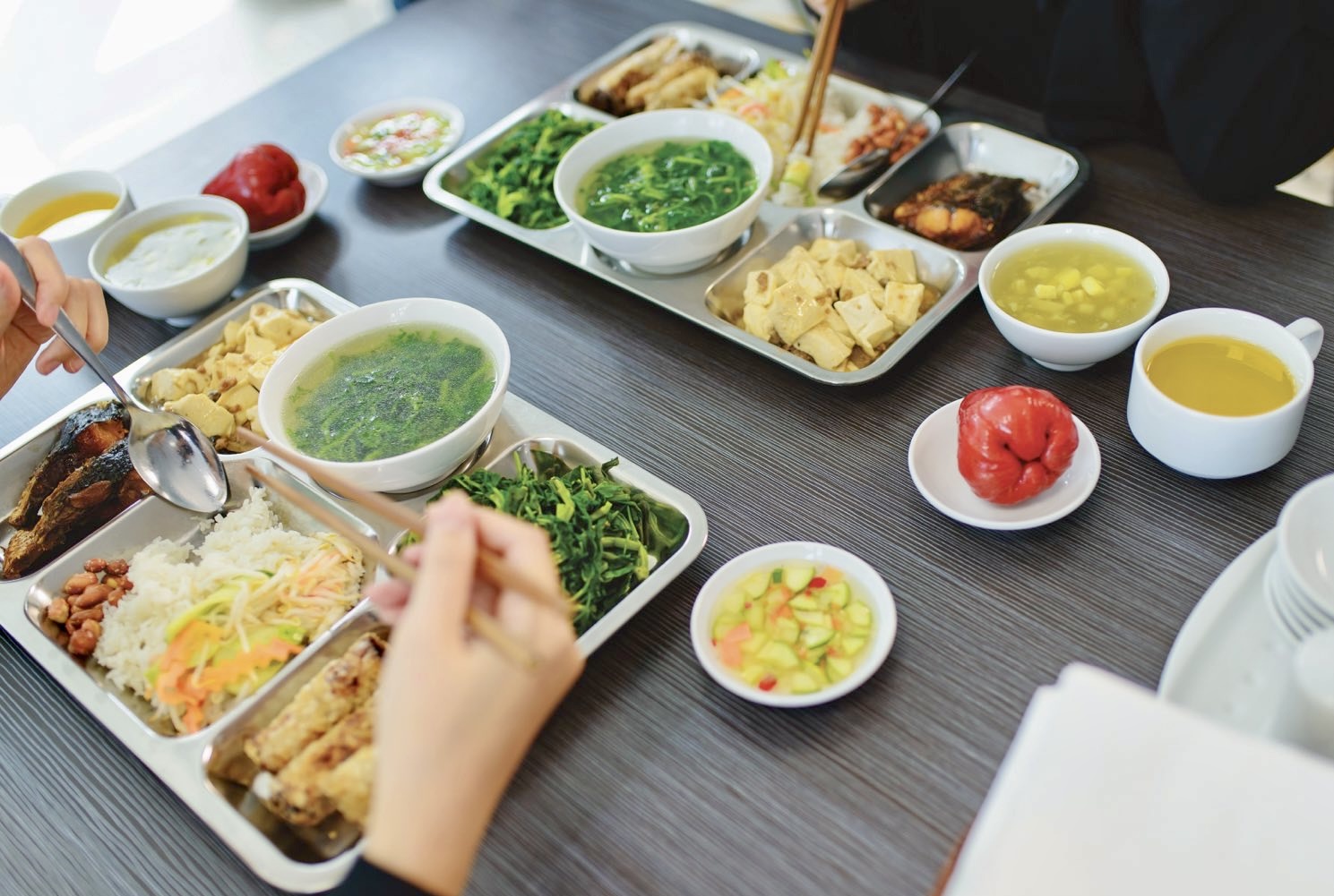 Suất ăn đầy đủ dinh dưỡng với giá 38k